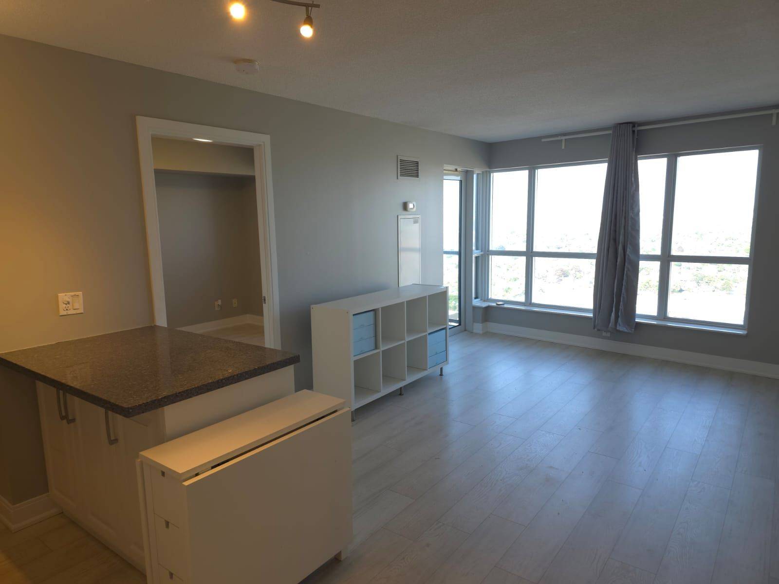 Toronto E07, ON M1S 0G4,135 Village Green SQ #2515