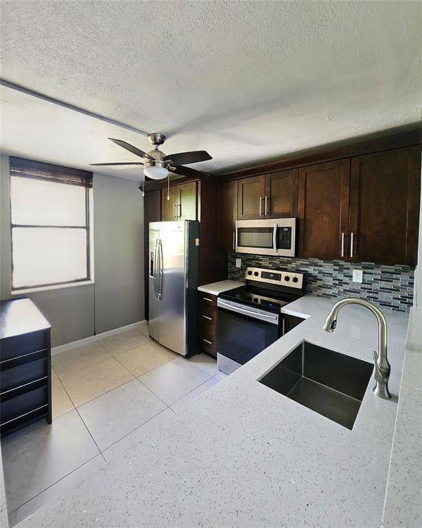 2659 N Carambola Cir #204, Coconut Creek, FL 33066