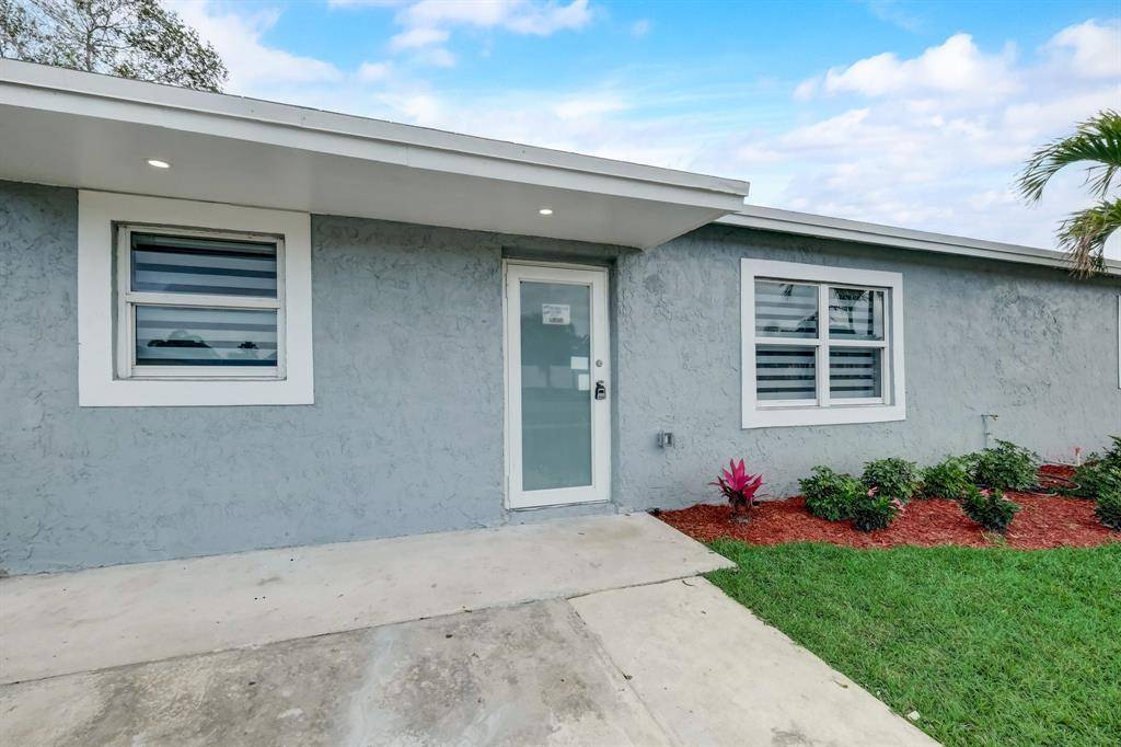 Deerfield Beach, FL 33441,520 SW 13th Pl