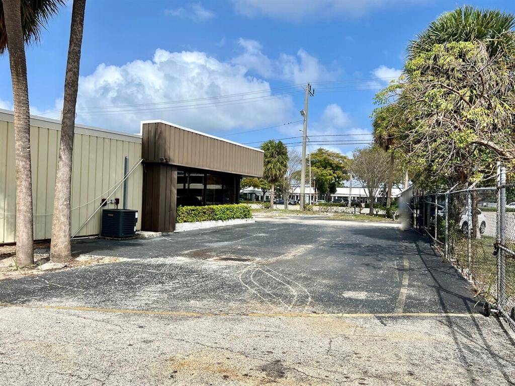 Pompano Beach, FL 33064,3101 N Federal Hwy