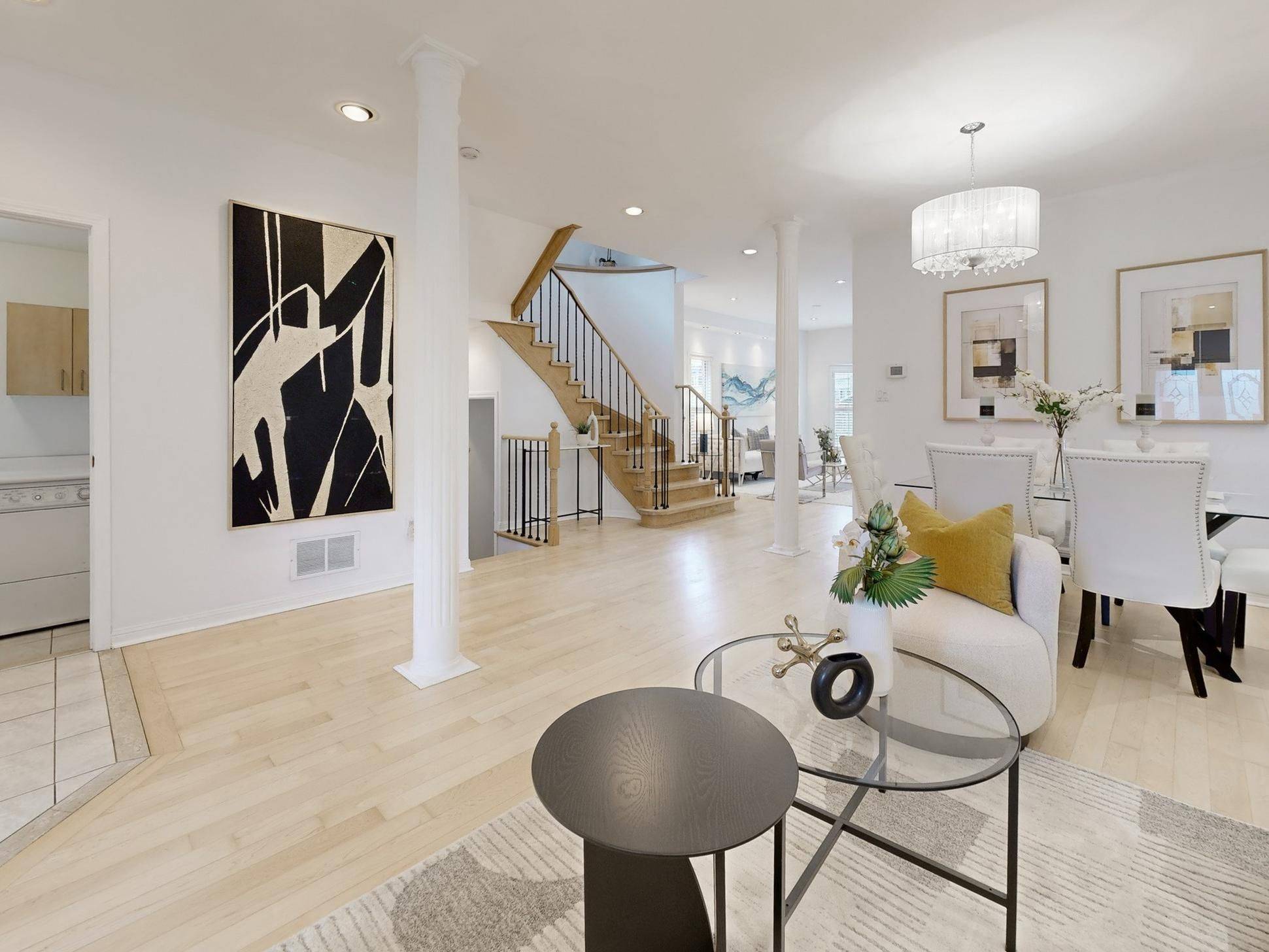 Richmond Hill, ON L4S 2E4,18 Sapphire DR