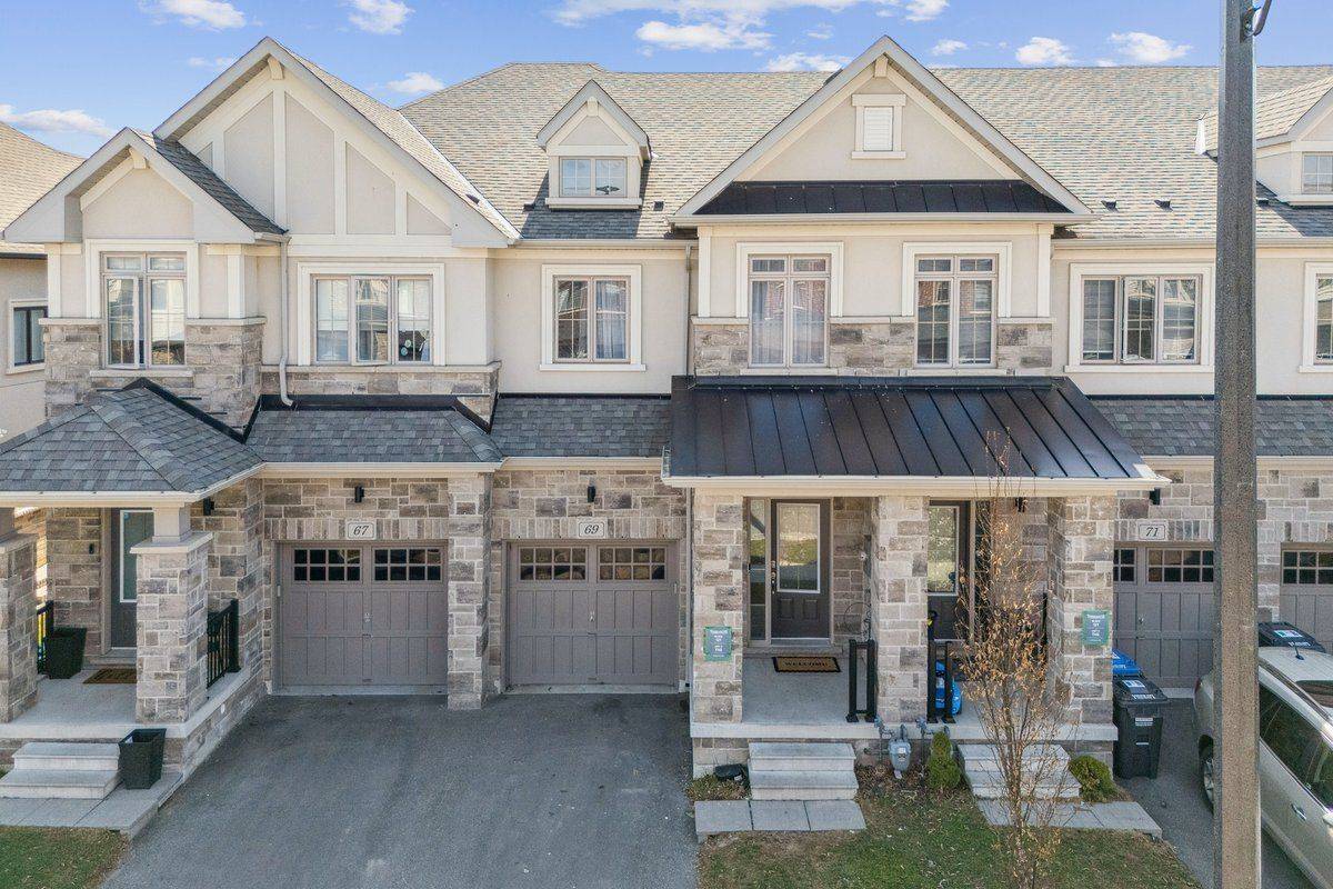 69 Doris Pawley CRES, Caledon, ON L7C 4E7