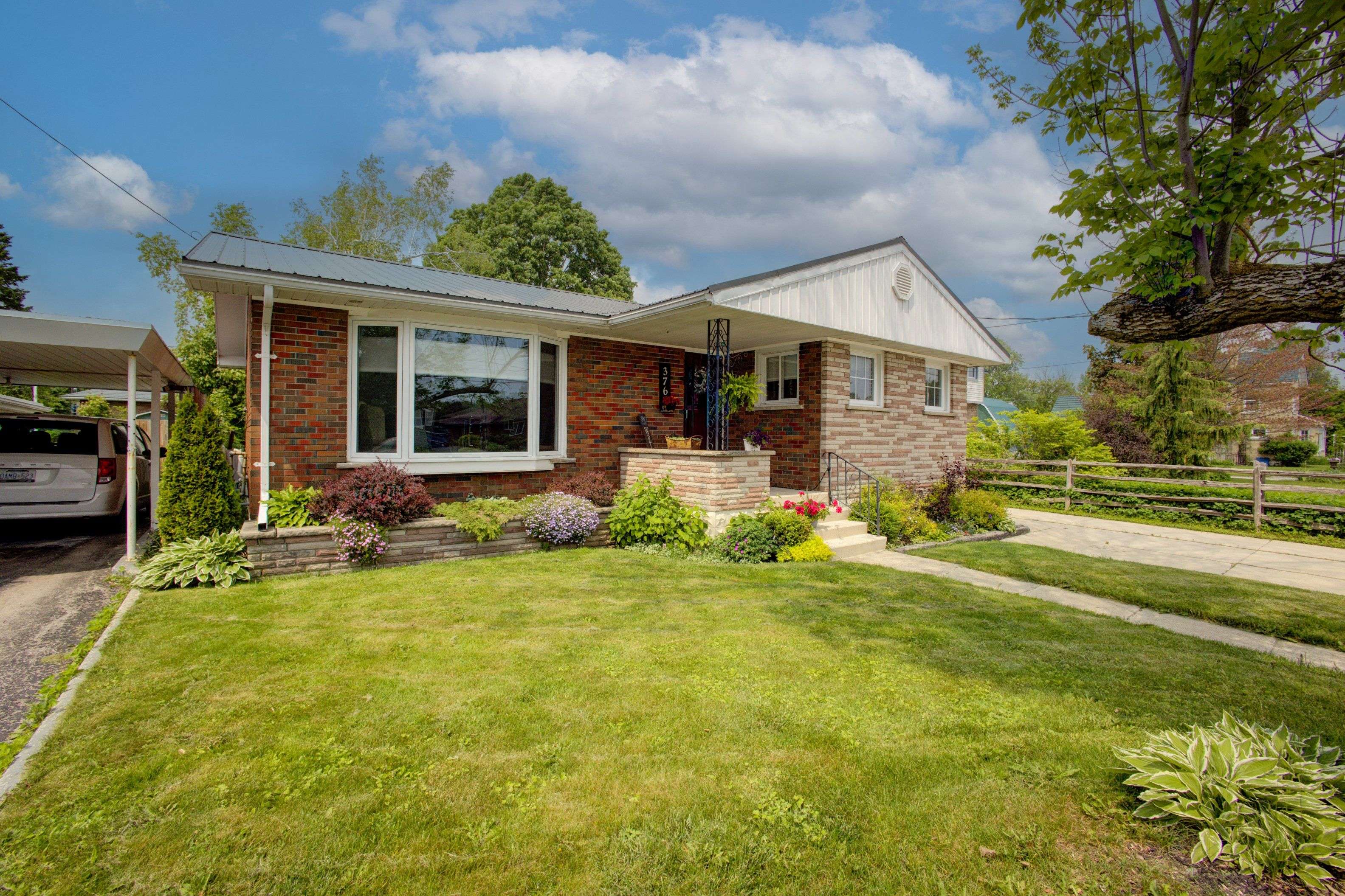 West Grey, ON N0G 1R0,376 Lambton ST E