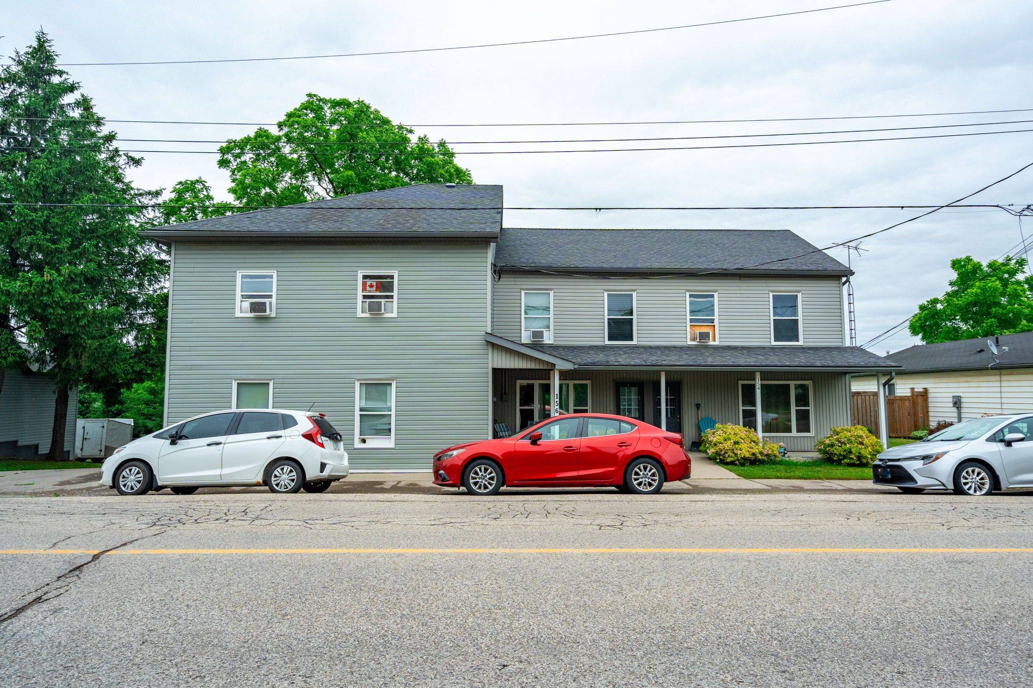 154-156 Freelton RD, Hamilton, ON L8B 0Z5