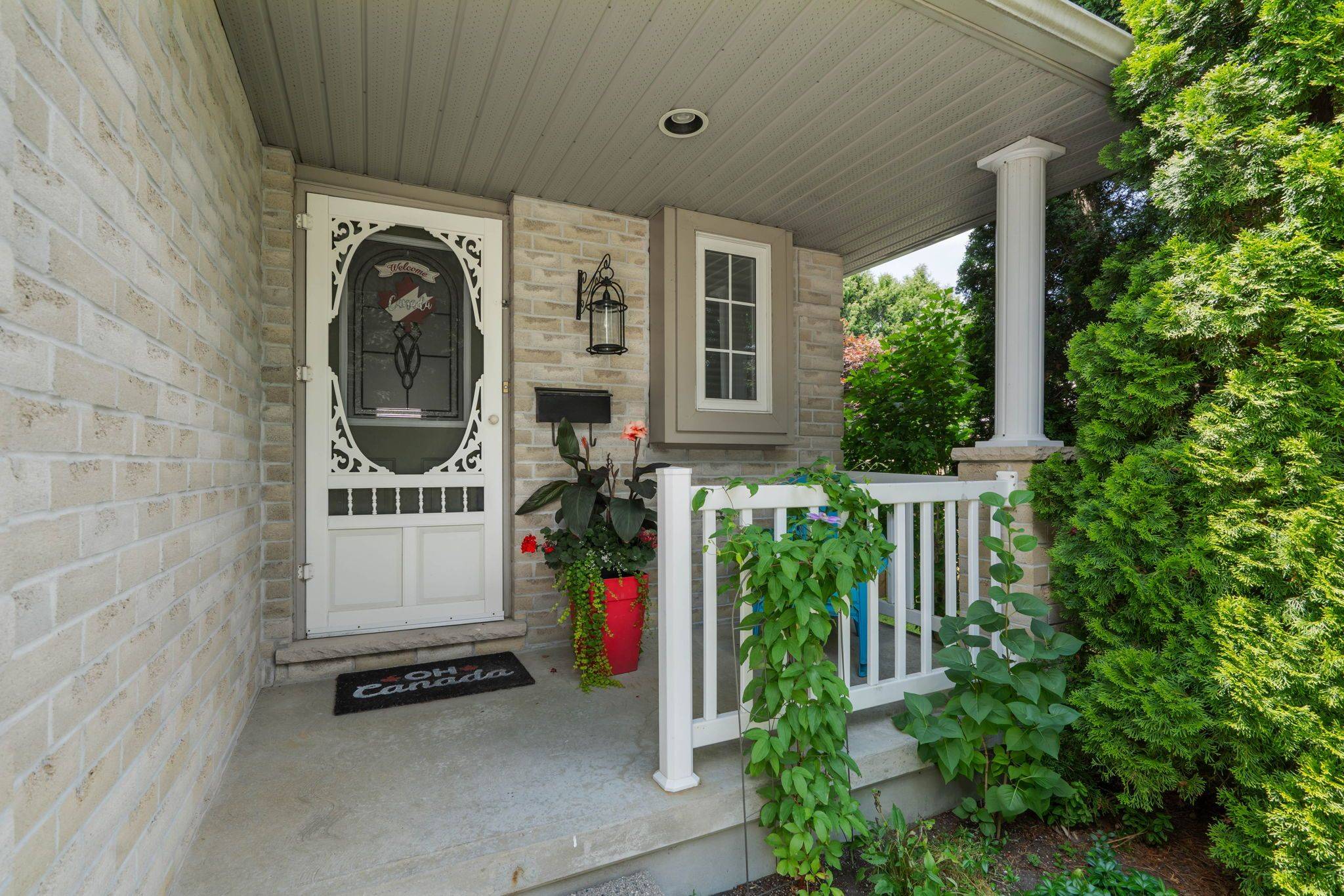 London North, ON N6H 5J5,623 Thornwood CT