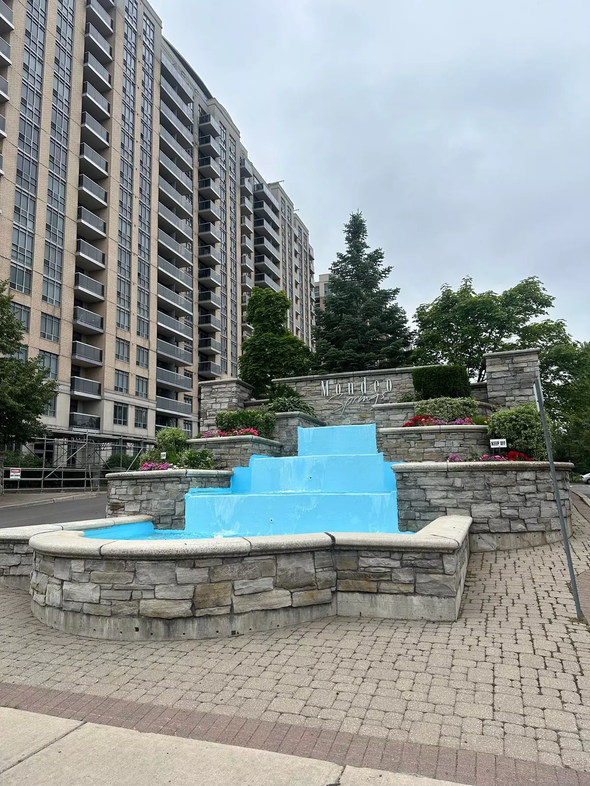 Toronto E04, ON M1P 5C8,18 Mondeo DR #1239