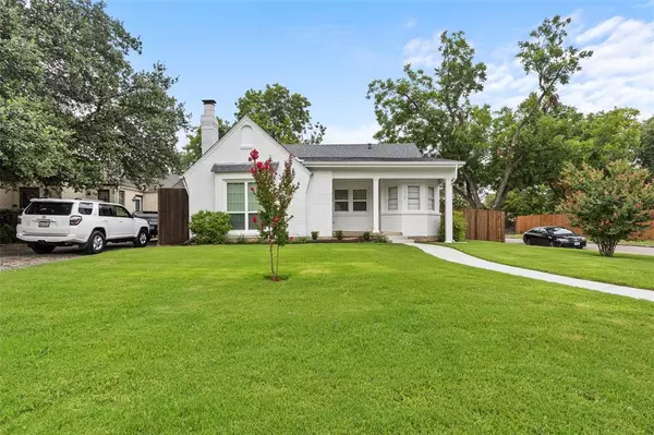 Fort Worth, TX 76109,2721 Benbrook Boulevard