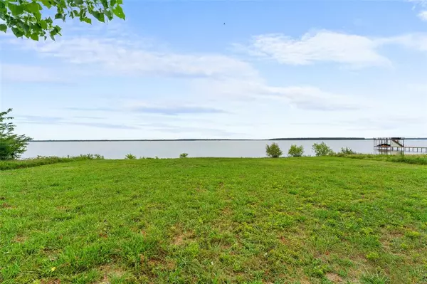 Kemp, TX 75143,9301 W Shoreline Drive