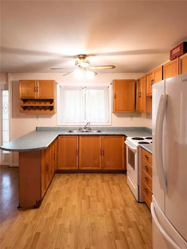 East Gwillimbury, ON L9N 1M8,19452 Holland Landing RD