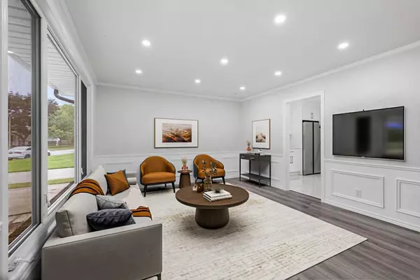 Windsor, ON N8T 1N8,5440 Lyndon CT