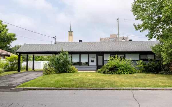 2204 Utah ST, Alta Vista And Area, ON K1H 7W8
