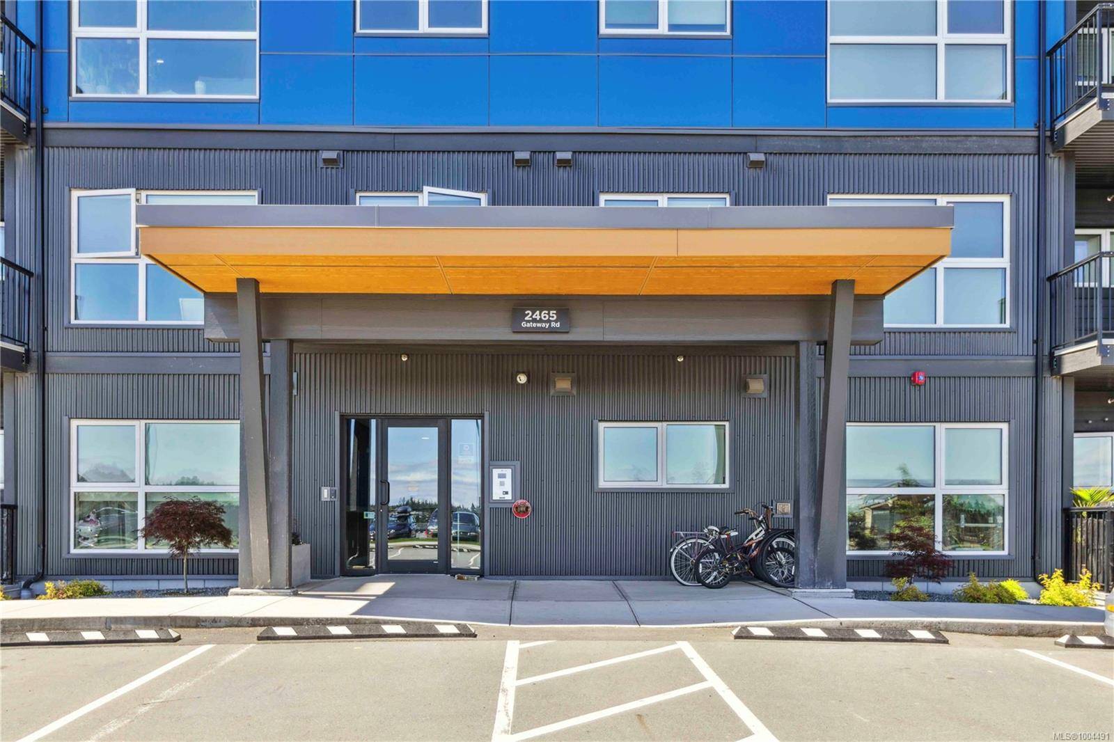 Langford, BC V9B 6R1,2465 Gateway Rd #303