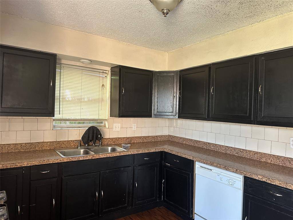 Dallas, TX 75217,7026 Atha Drive