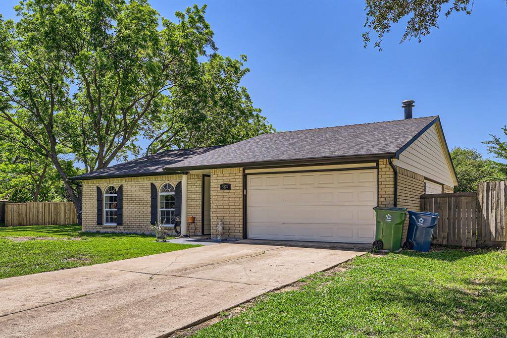 The Colony, TX 75056,5225 Marks Circle