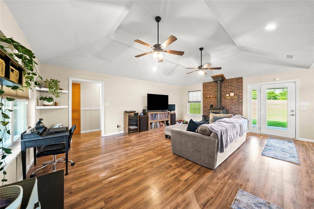Sanger, TX 76266,6562 Canyon Road