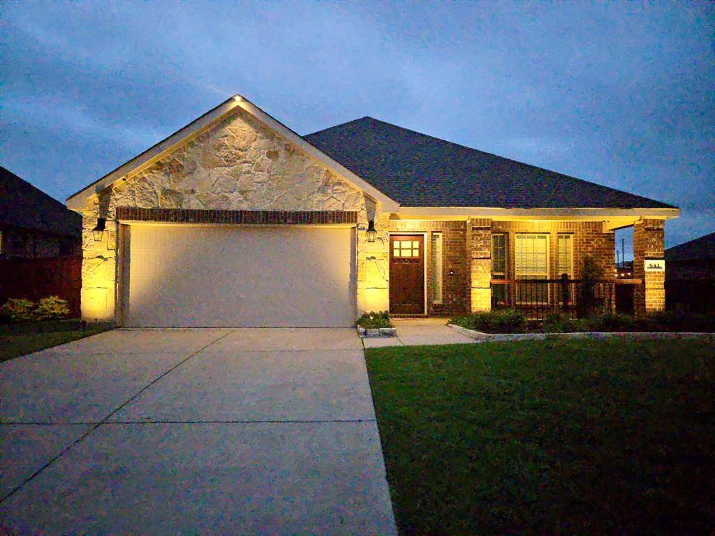641 Woodridge Drive, Oak Point, TX 75068