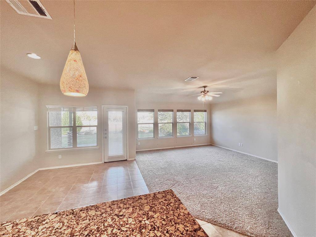 Mckinney, TX 75072,829 Golden Bear Lane