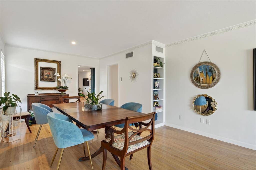 Dallas, TX 75214,6405 Glennox Lane