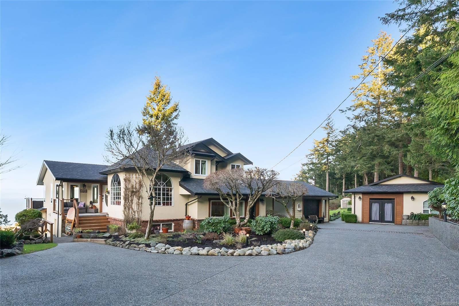 Nanaimo, BC V9T 5E4,5060 Lost Lake Rd