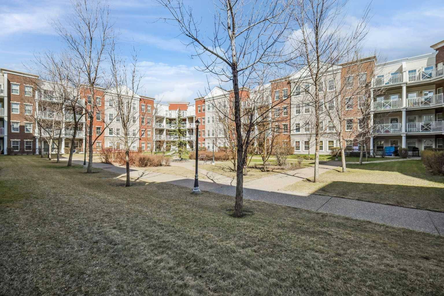 Calgary, AB T3E 7R2,5605 Henwood ST Southwest #1211