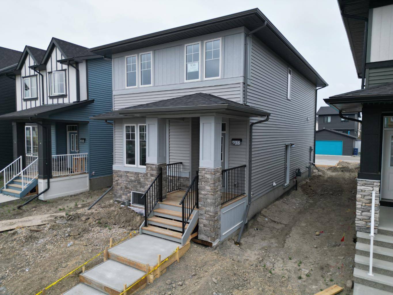 936 Reynolds LN SW, Airdrie, AB T4B 5L7