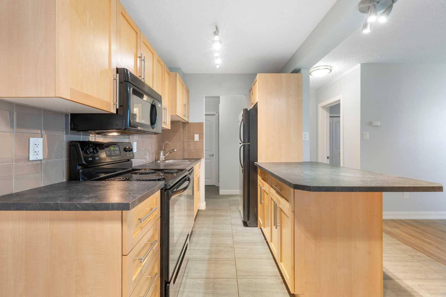 Calgary, AB T2R 0R5,620 15 AVE Southwest #102