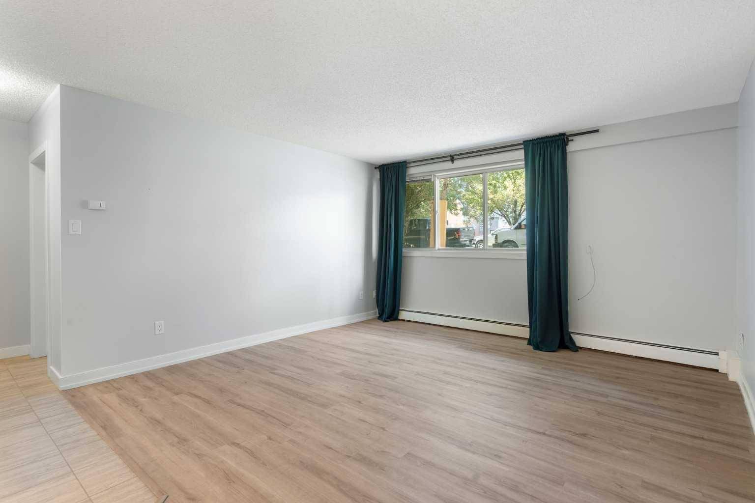 Calgary, AB T2R 0R5,620 15 AVE Southwest #102