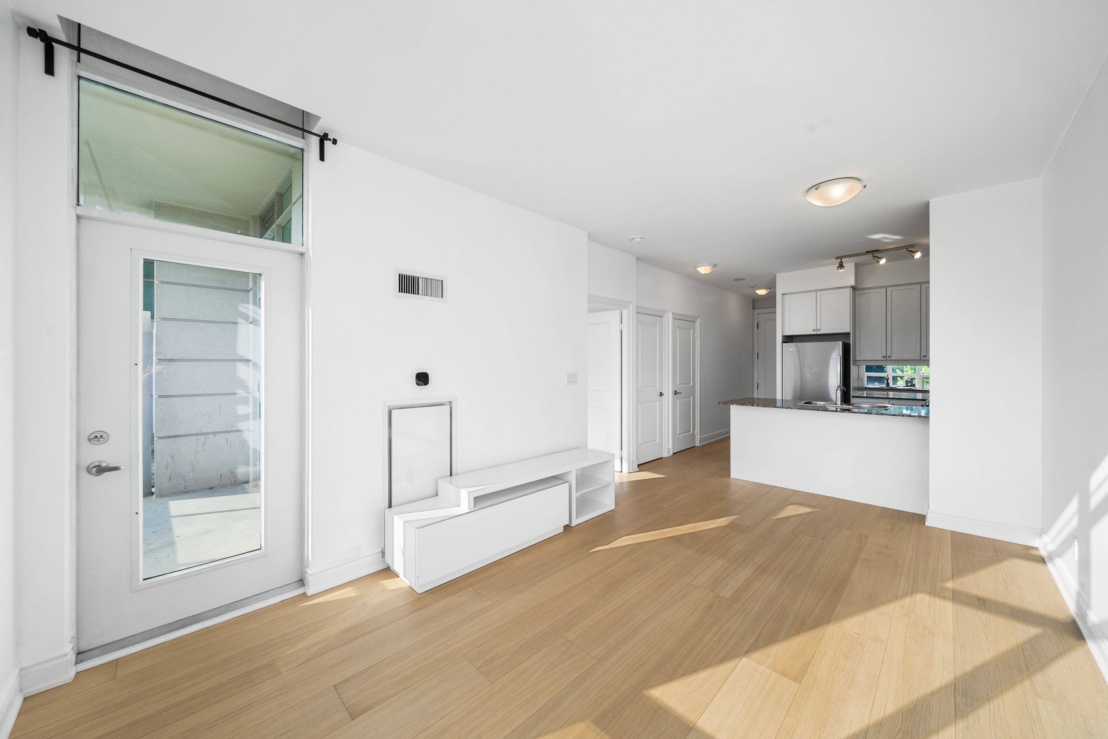 Toronto C15, ON M2J 0B1,10 Bloorview PL #209