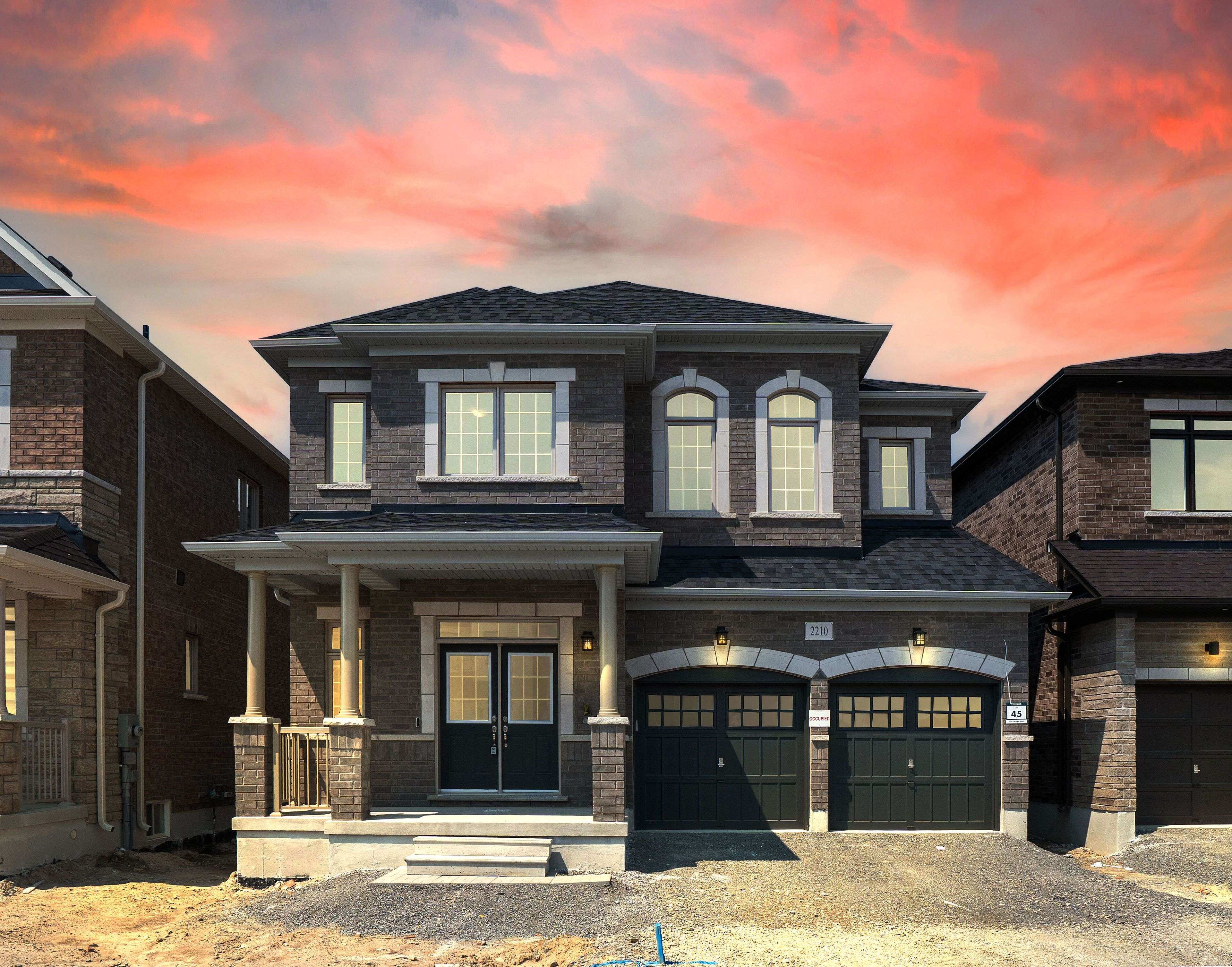 2210 Cayenne ST, Oshawa, ON L1L 0S1