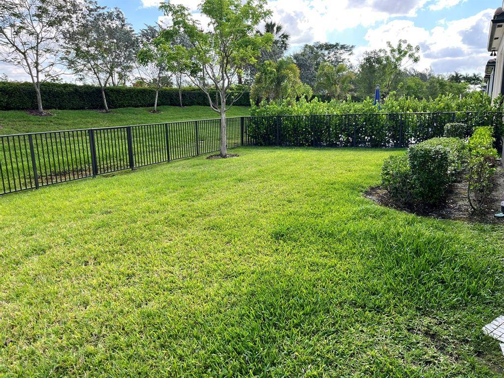 Parkland, FL 33067,7535 Seacoast Dr