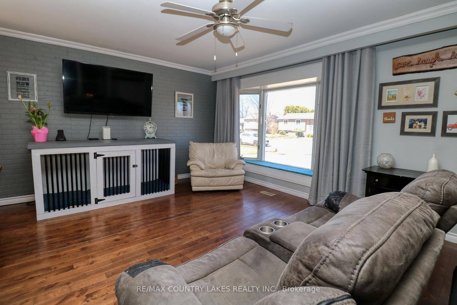 Brock, ON L0K 1A0,271 Lakeland CRES