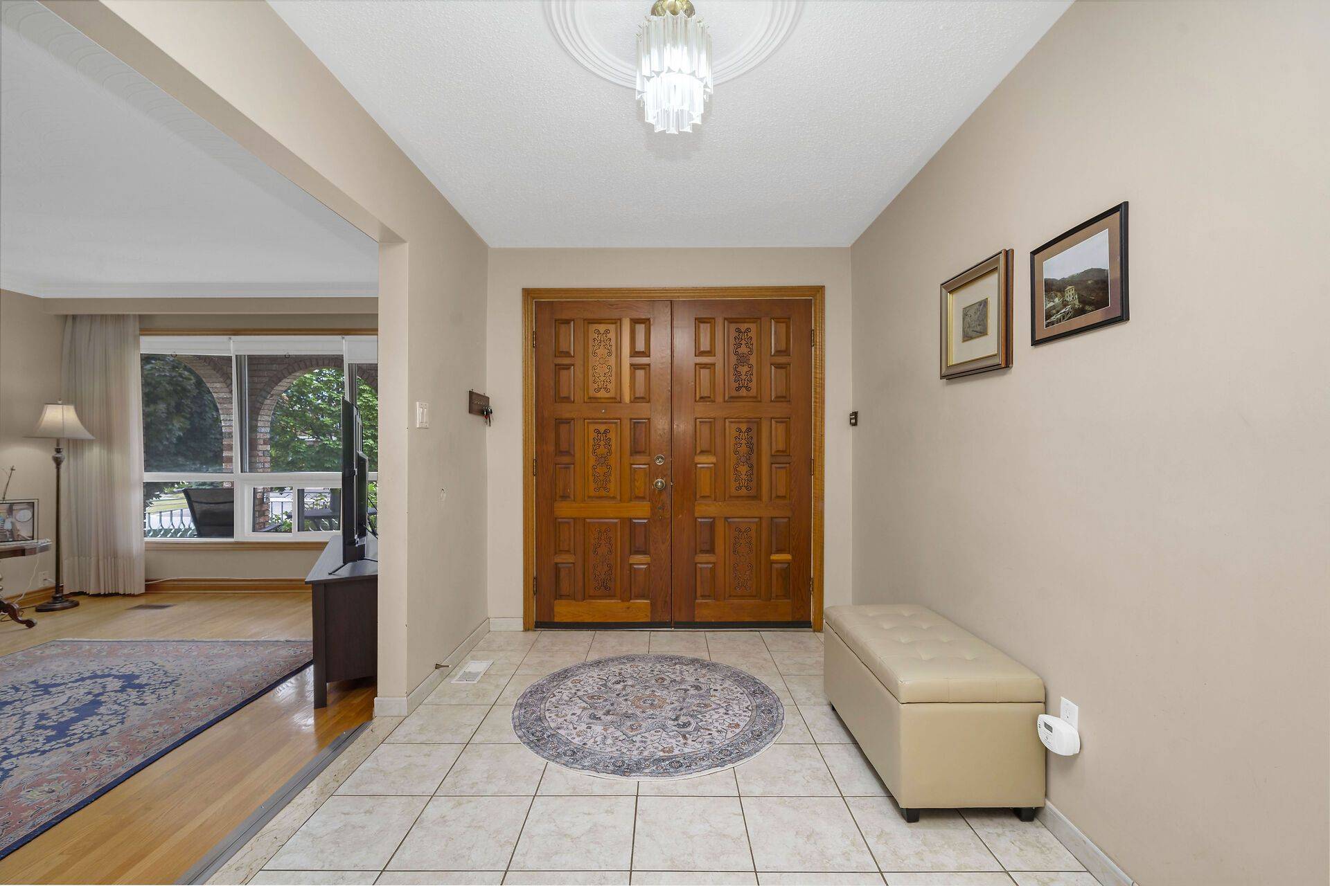 Vaughan, ON L4L 1X8,153 Jeanne DR