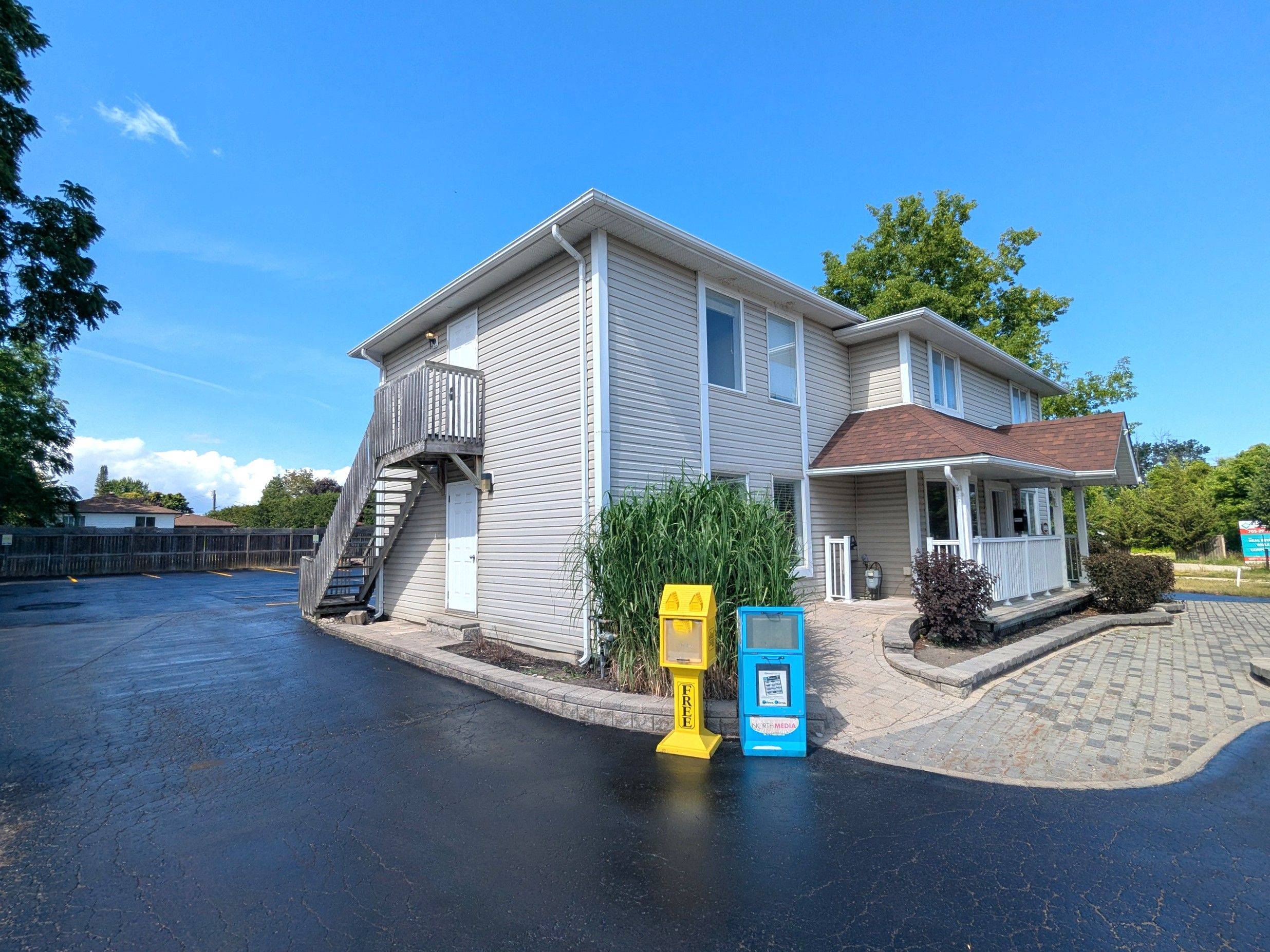Innisfil, ON L9S 2C2,888 Innisfil Beach RD