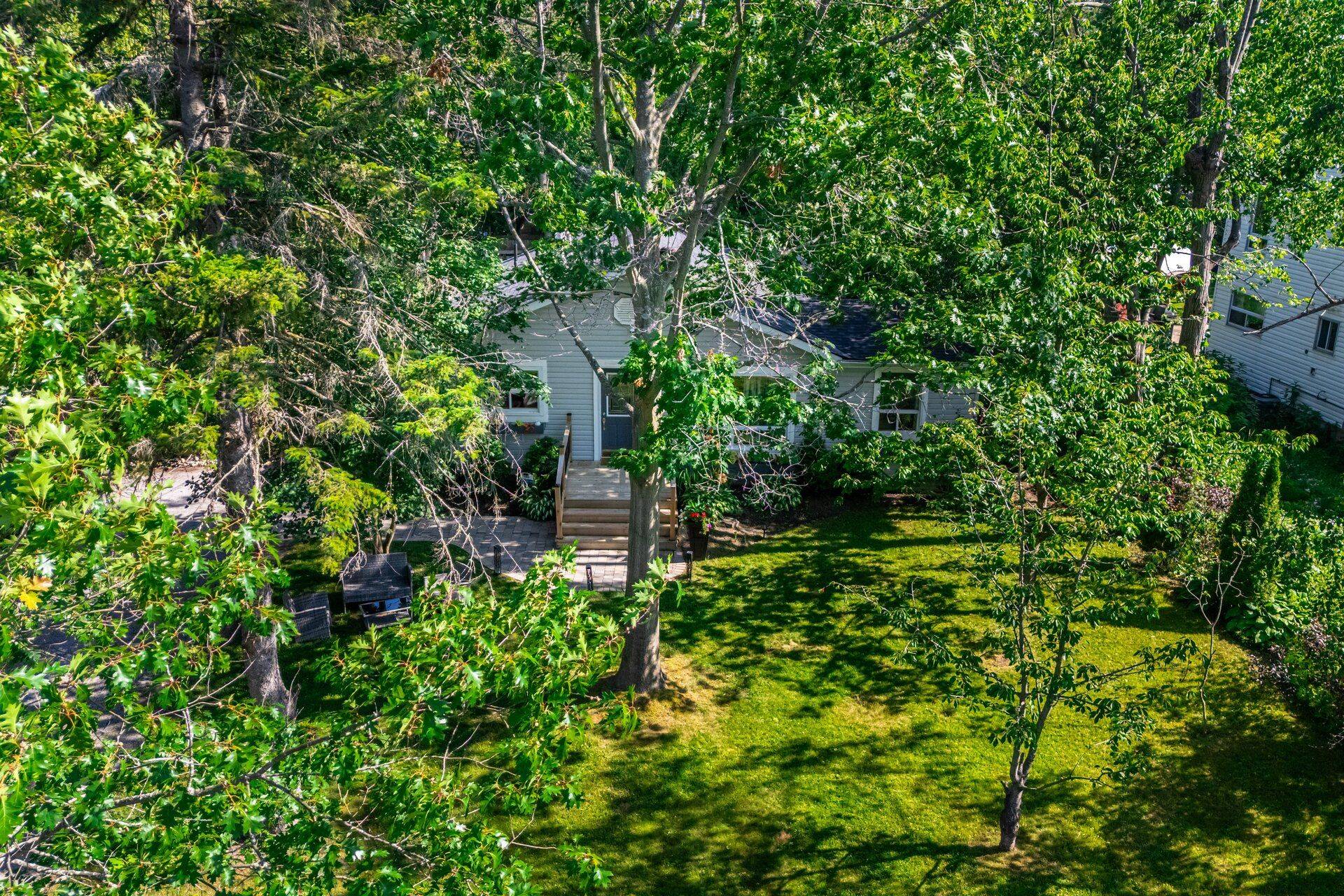 Innisfil, ON L9S 2E6,749 Happy Vale DR
