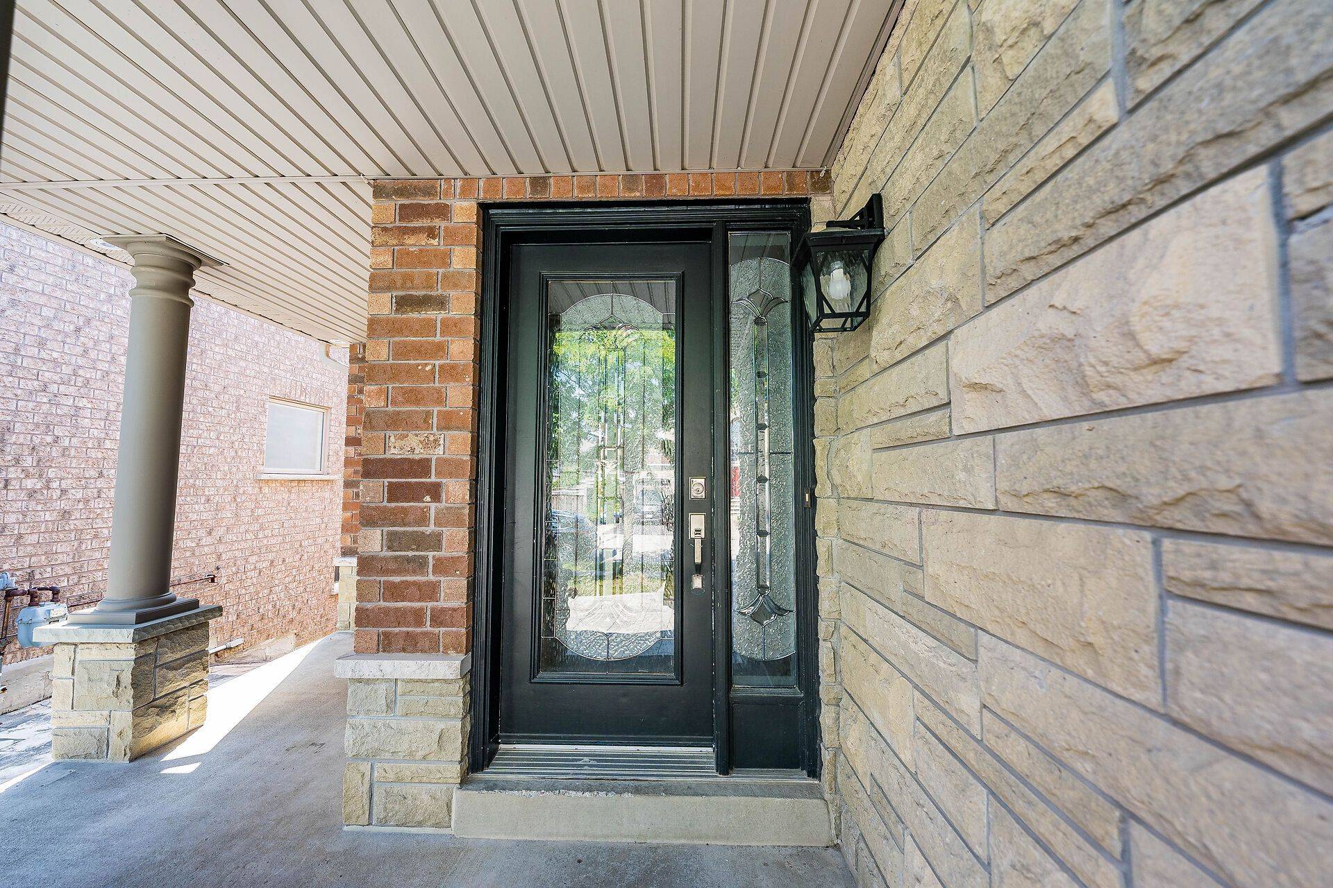 Vaughan, ON L6A 3T8,63 Regency View HTS