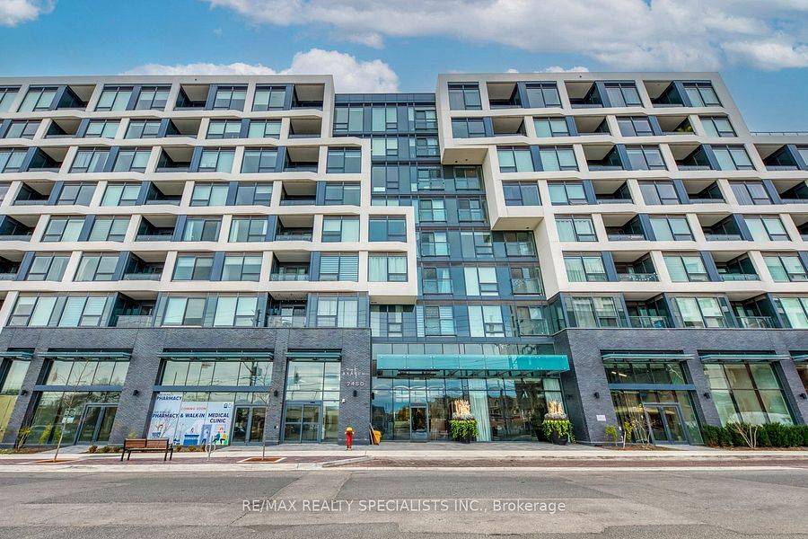 2450 Old Bronte RD #207, Oakville, ON L6M 5P6