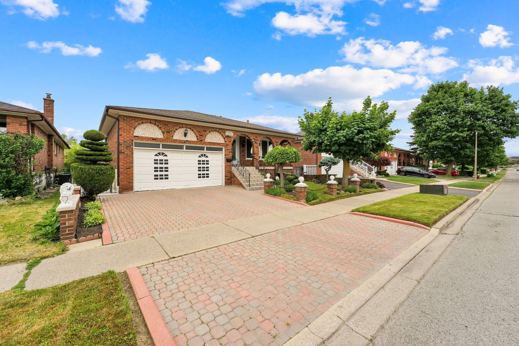 Brampton, ON L6V 3A2,112 Linkdale RD