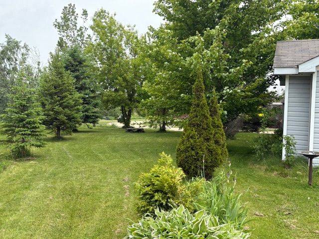 Southgate, ON N0C 1B0,45 Maple Grove Village RD
