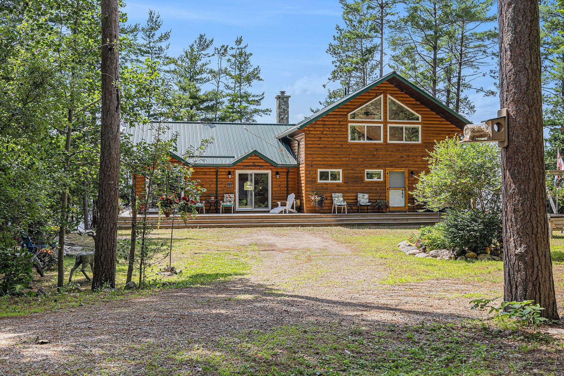 Bonnechere Valley, ON K0J 1X0,631 Golden Lyn WAY