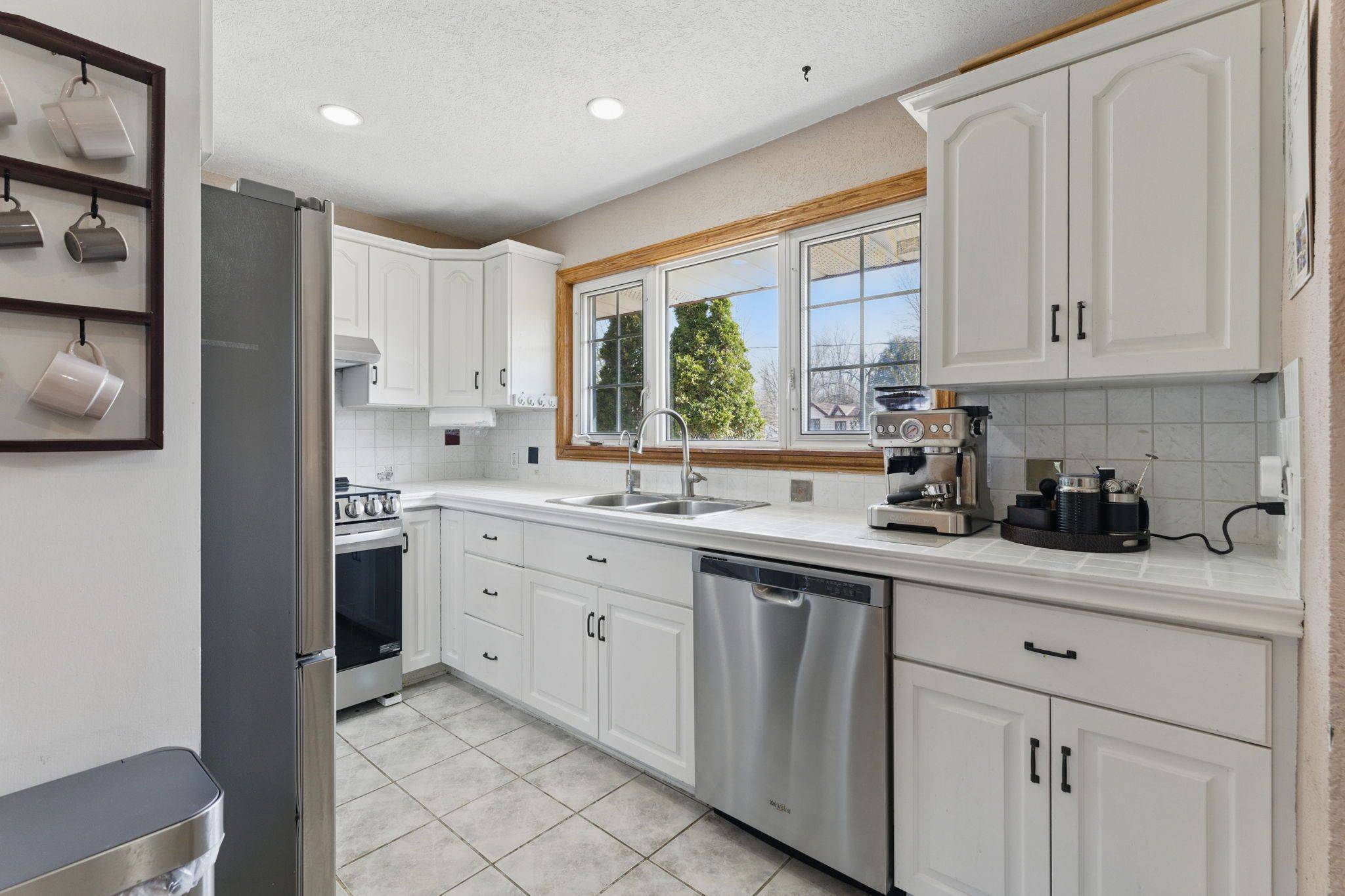 Norfolk, ON N4B 2W5,917 Windham Rd 11 N/A