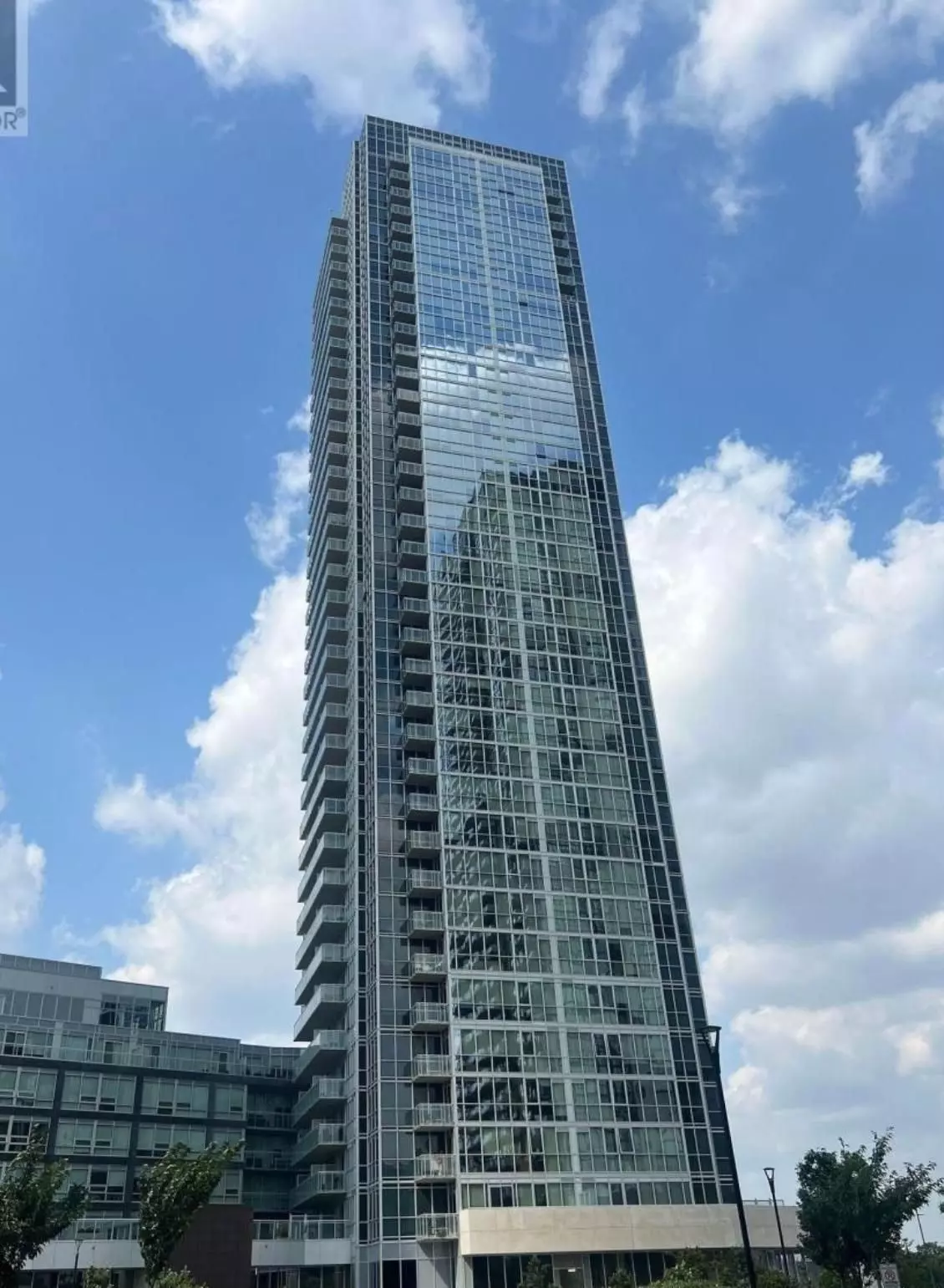 Vaughan, ON L4K 0K5,2908 Highway 7 RD #526