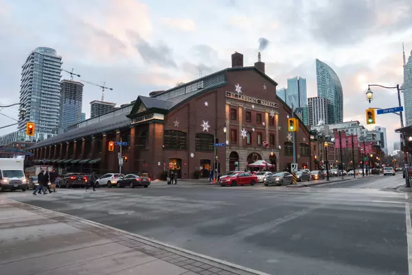 Toronto C08, ON M5A 1J4,171 King ST E #3