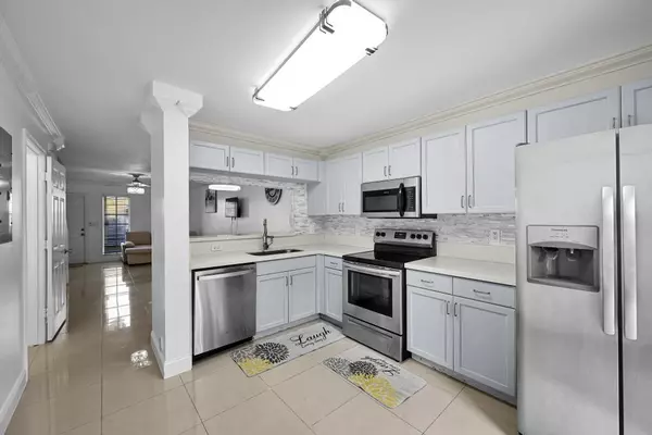 Lauderhill, FL 33319,6749 Sienna Club Dr