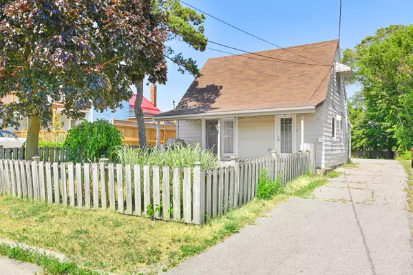 61 Delaney ST, Quinte West, ON K8V 4L7