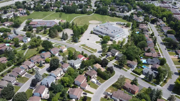 Orleans - Convent Glen And Area, ON K1C 1C8,6283 Steamer LN E