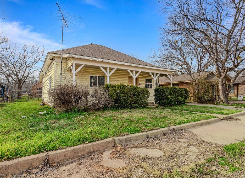 Kaufman, TX 75142,904 S Jackson Street