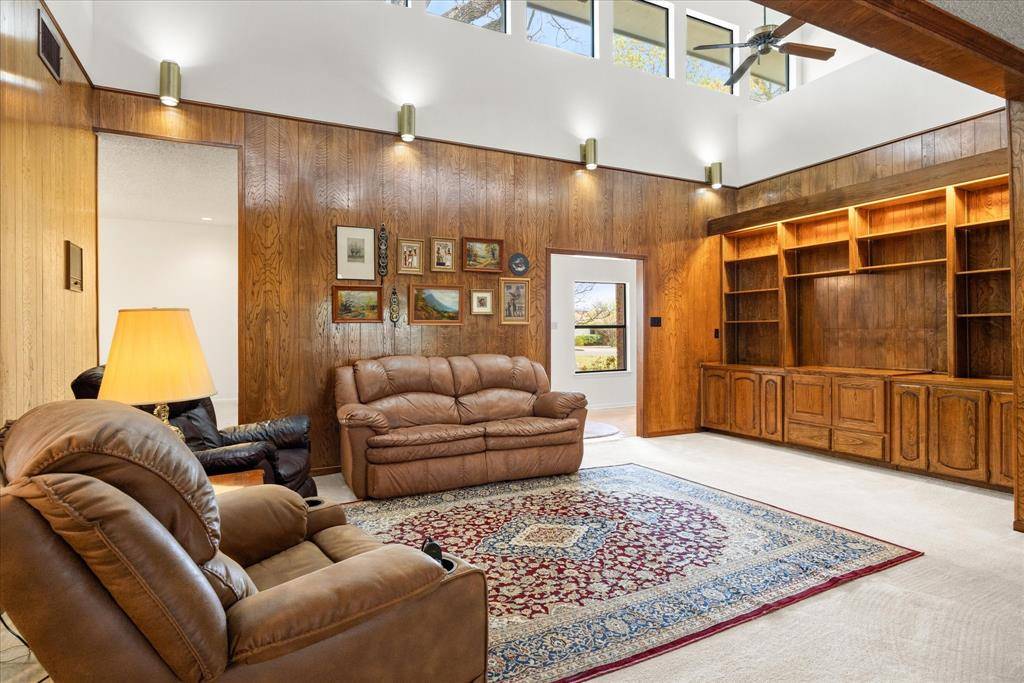 Granbury, TX 76049,5116 Fairway Circle