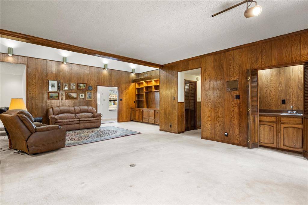 Granbury, TX 76049,5116 Fairway Circle