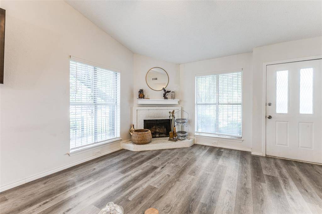 Dallas, TX 75217,10311 Woodlot Drive