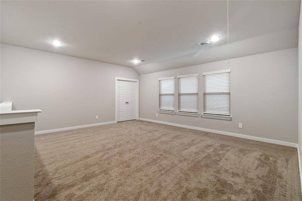 Red Oak, TX 75154,652 Congressional Avenue